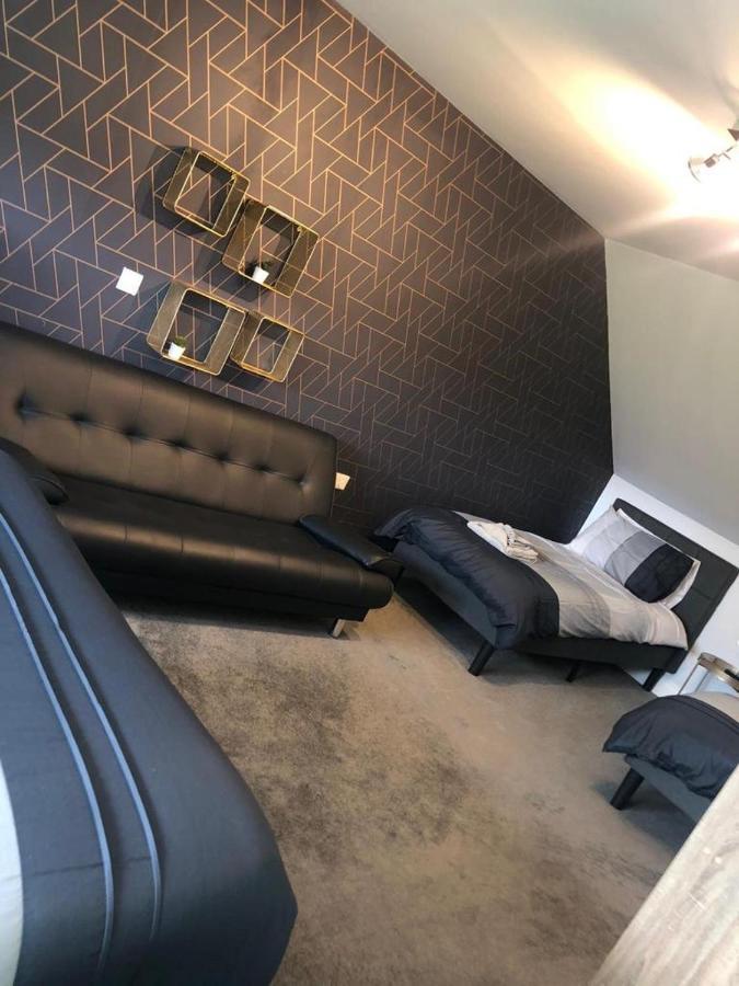 Alcantara- Modern Home With Hot Tub- Sleeps 10 Cromdale Buitenkant foto